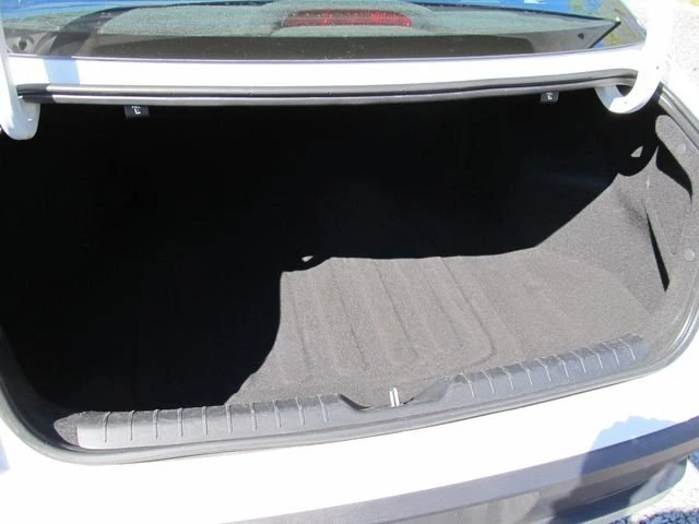 2025 Kia K4 - Image 8 of 11