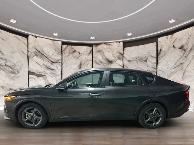 2025 Kia K4 - Image 2 of 15