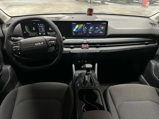 2025 Kia K4 - Image 9 of 15