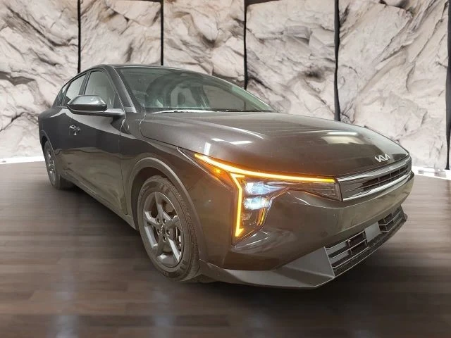 2025 Kia K4 - Image 7 of 15