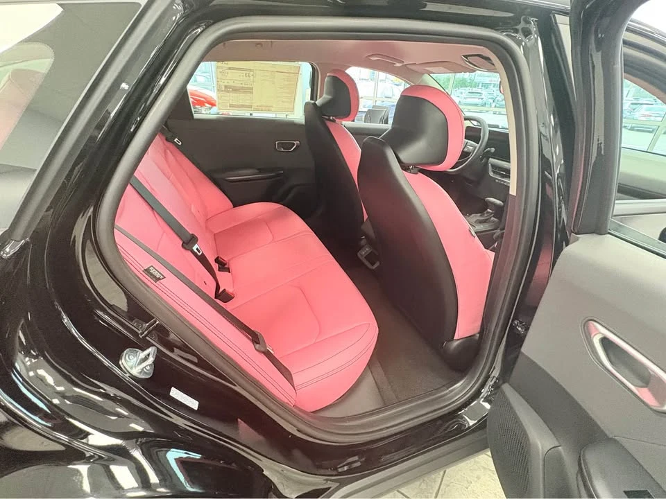 2025 Kia K4 - Image 3 of 4