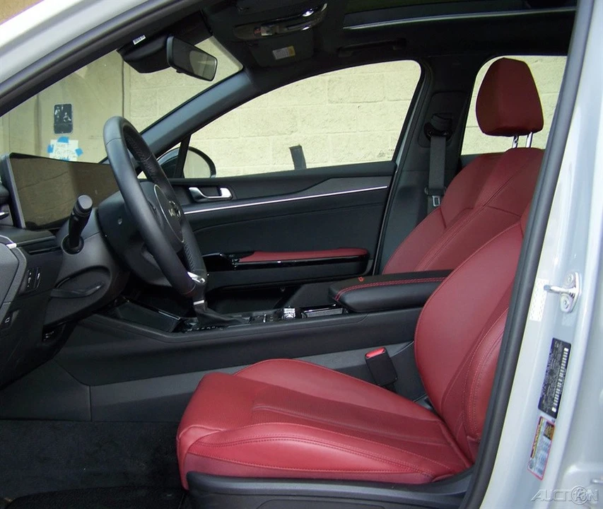 2025 Kia Optima/K5 - Image 12 of 12
