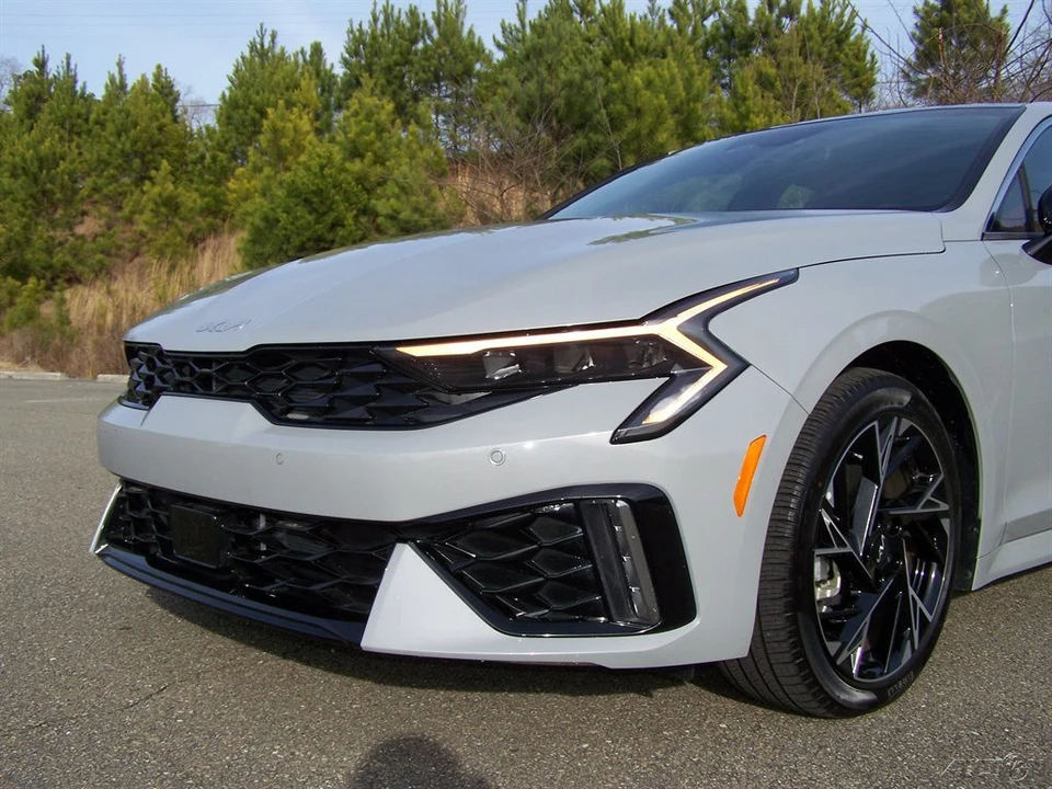 2025 Kia Optima/K5 - Image 17 of 21