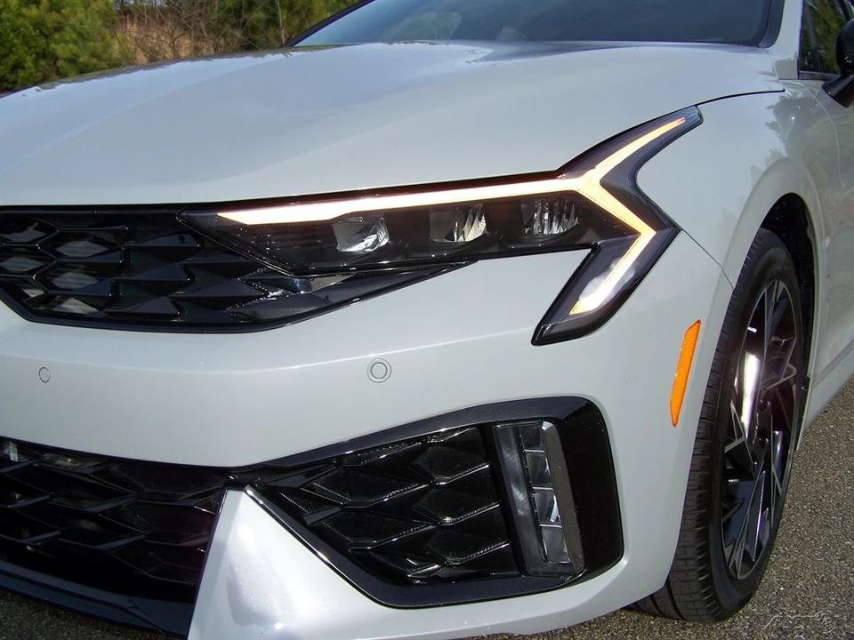 2025 Kia Optima/K5 - Image 21 of 21