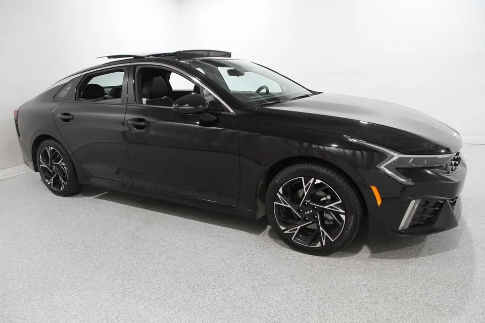 2025 Kia Optima/K5 - Image 10 of 13