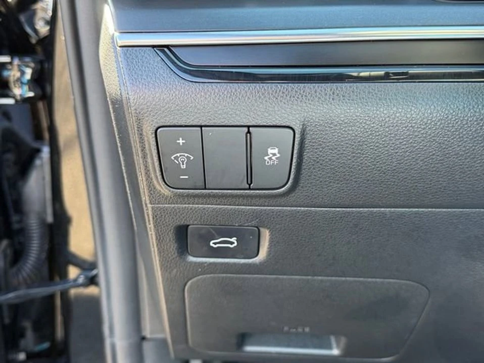 2025 Kia Optima/K5 - Image 10 of 10