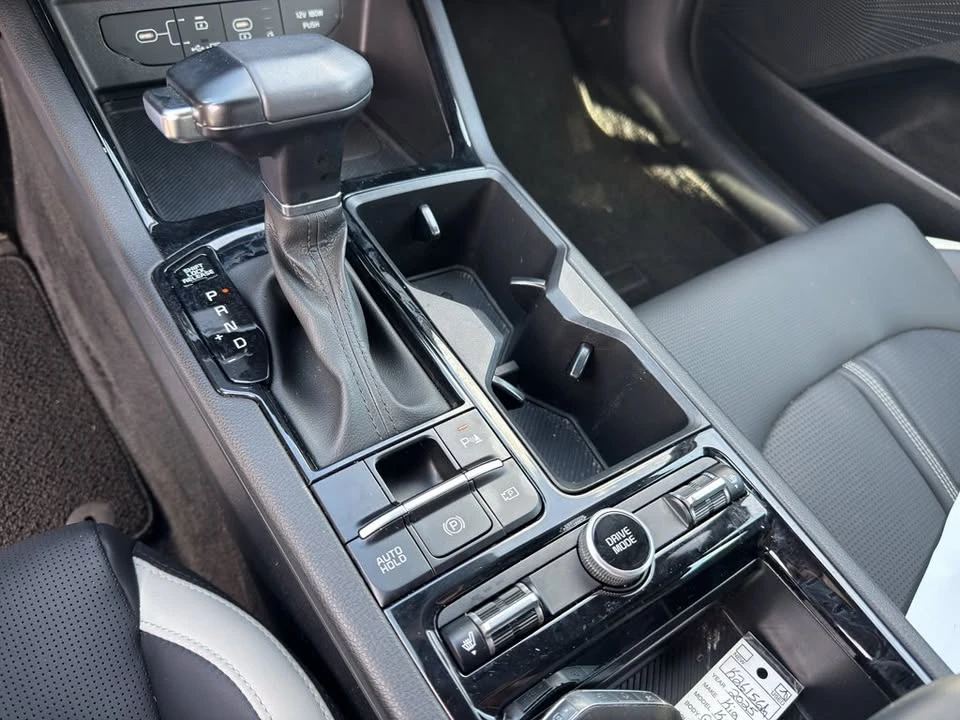 2025 Kia Optima/K5 - Image 9 of 10