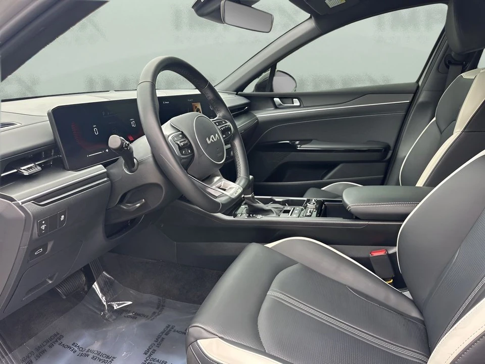 2025 Kia Optima/K5 - Image 9 of 21