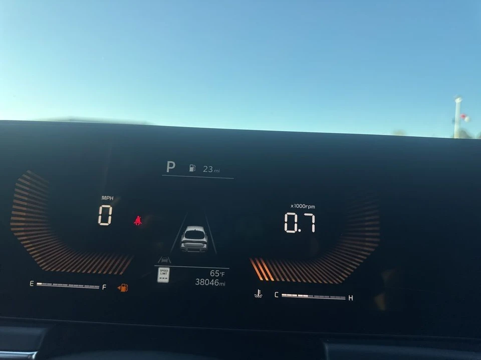 2025 Kia Optima/K5 - Image 12 of 17