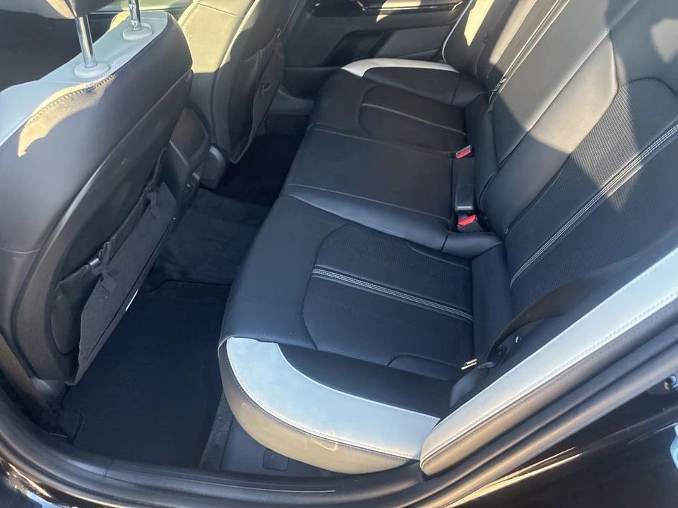 2025 Kia Optima/K5 - Image 9 of 17