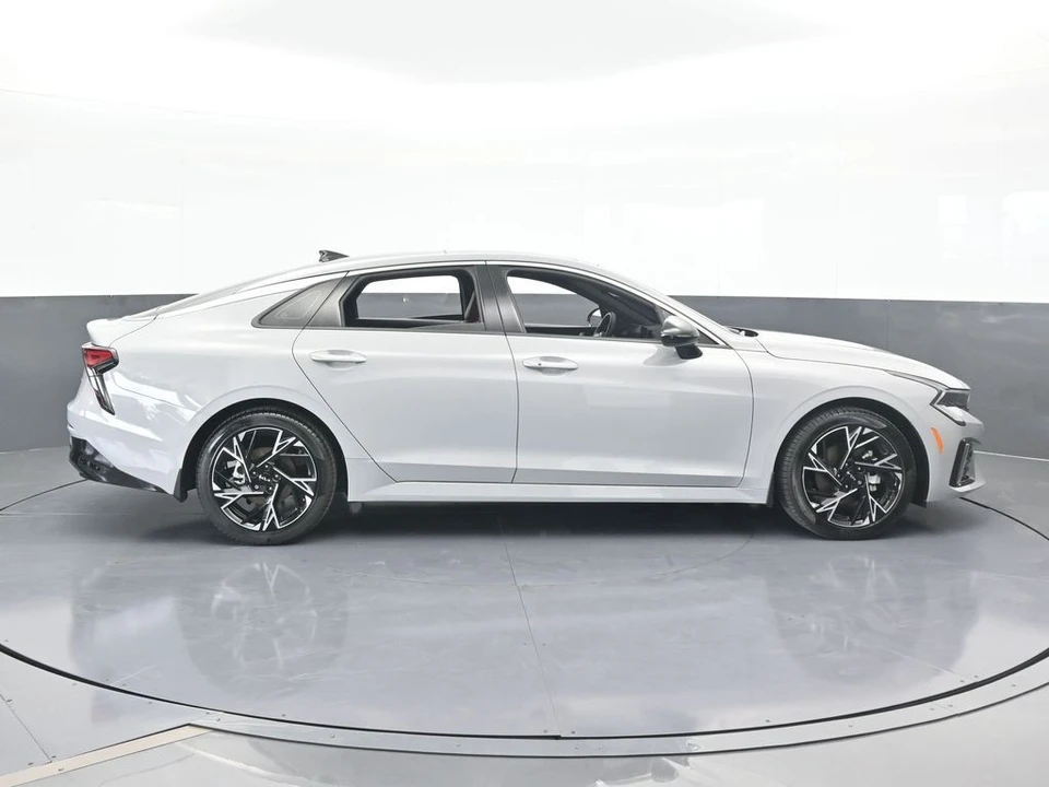 2025 Kia Optima/K5 - Image 7 of 12