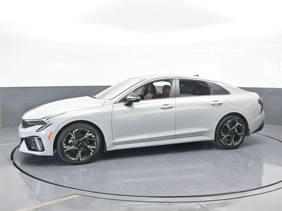 2025 Kia Optima/K5 - Image 2 of 12