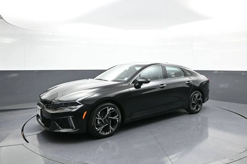 2025 Kia Optima/K5 - Image 10 of 12