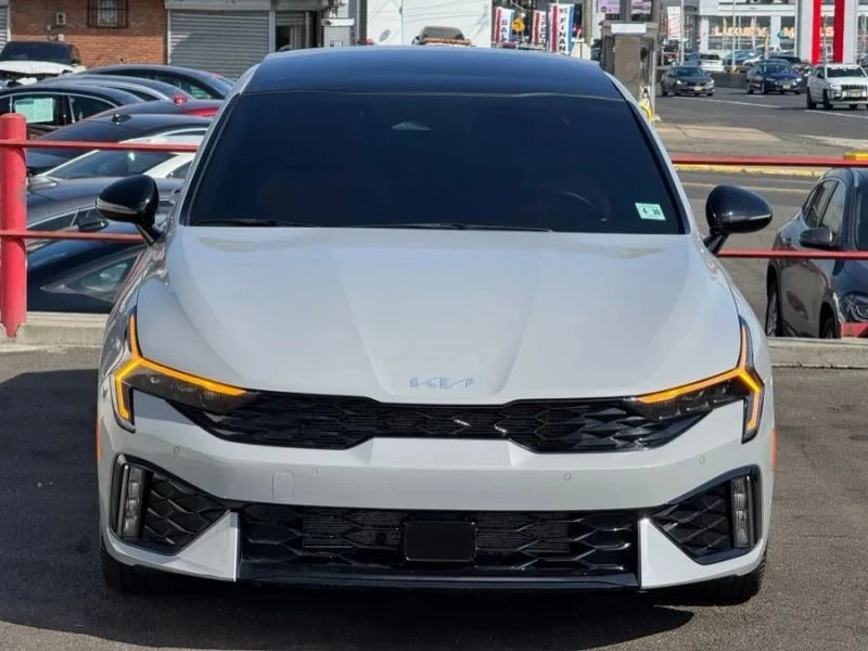 2025 Kia Optima/K5 - Image 10 of 12