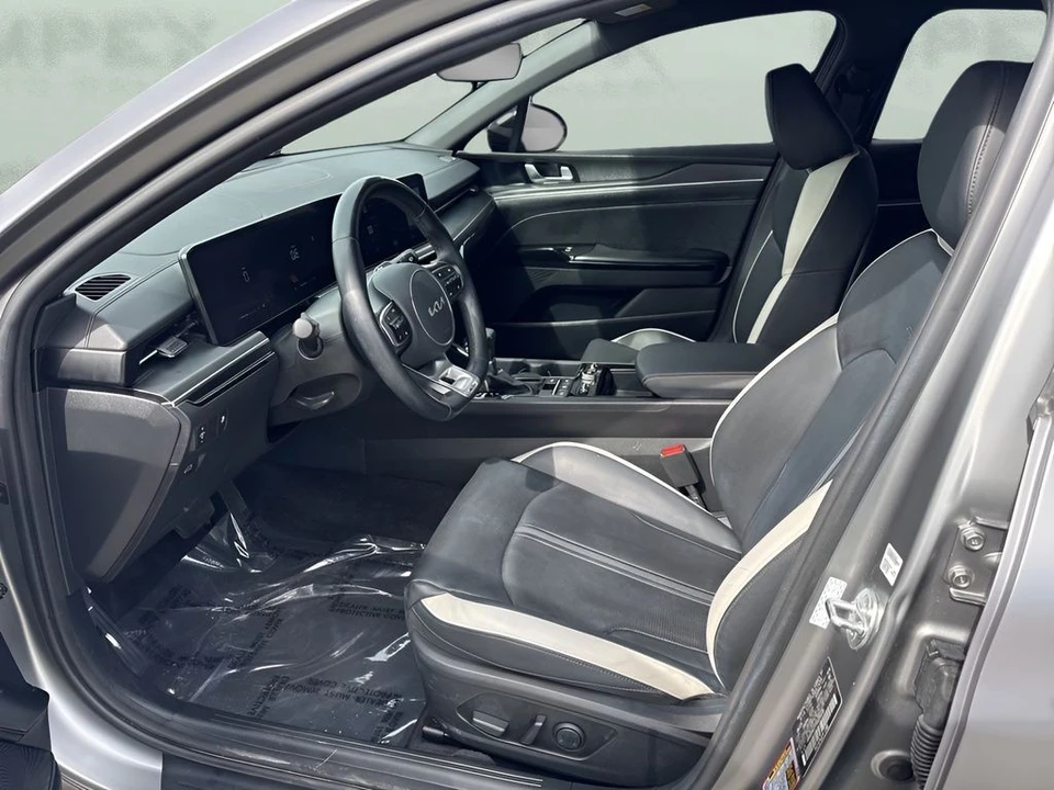 2025 Kia Optima/K5 - Image 9 of 12
