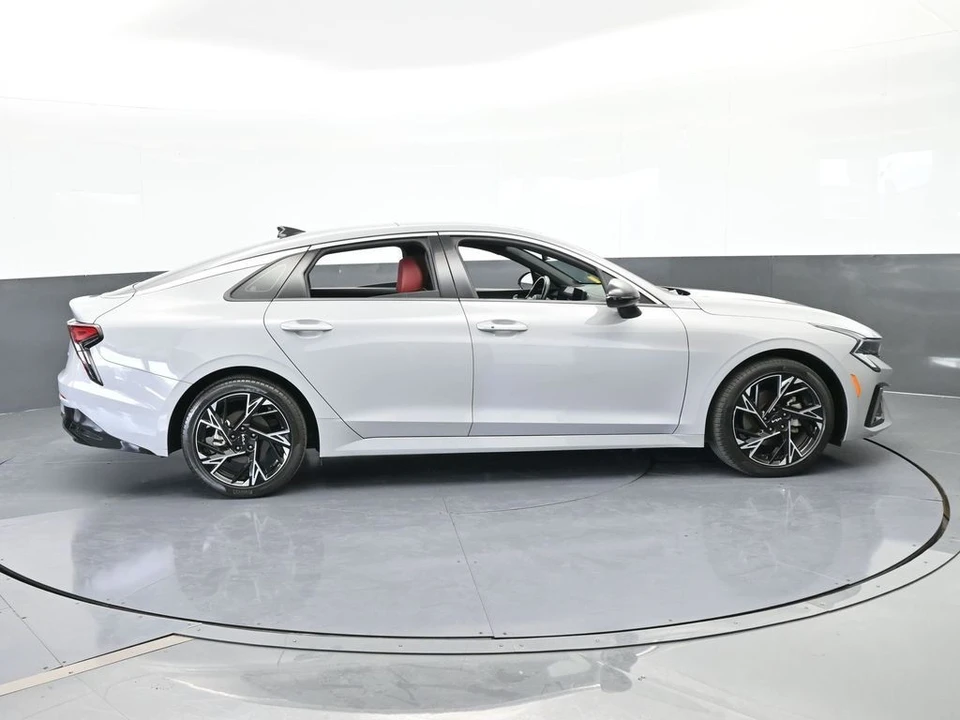 2025 Kia Optima/K5 - Image 7 of 12