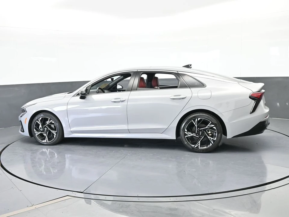 2025 Kia Optima/K5 - Image 3 of 12