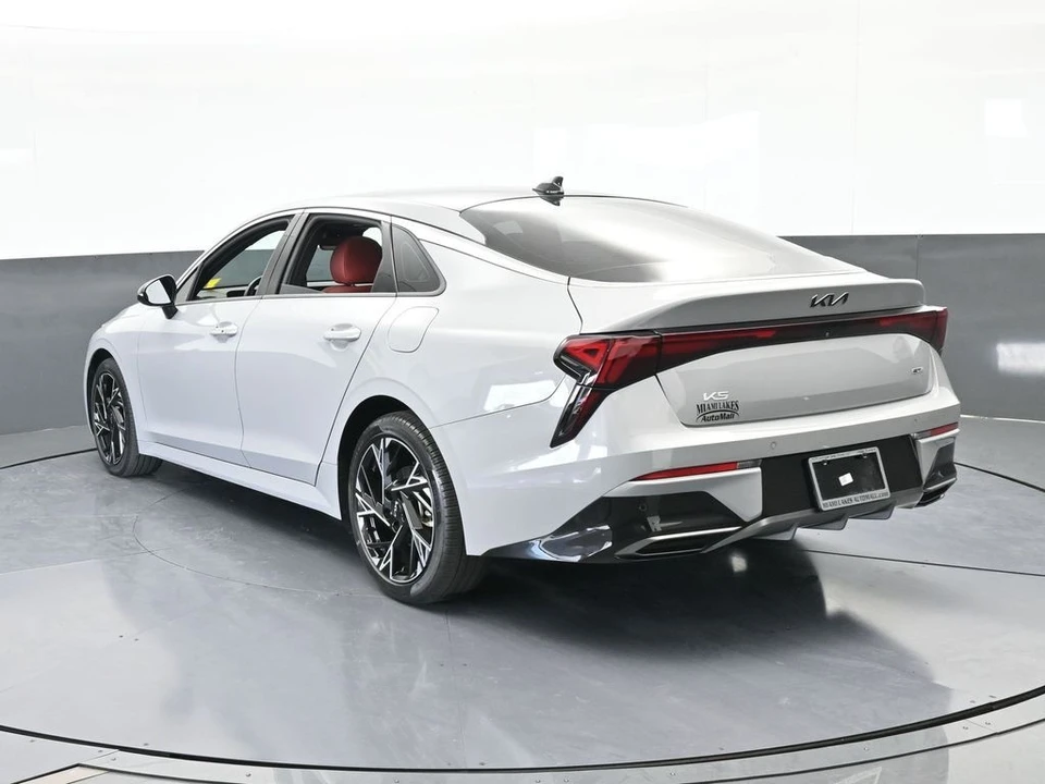 2025 Kia Optima/K5 - Image 4 of 12