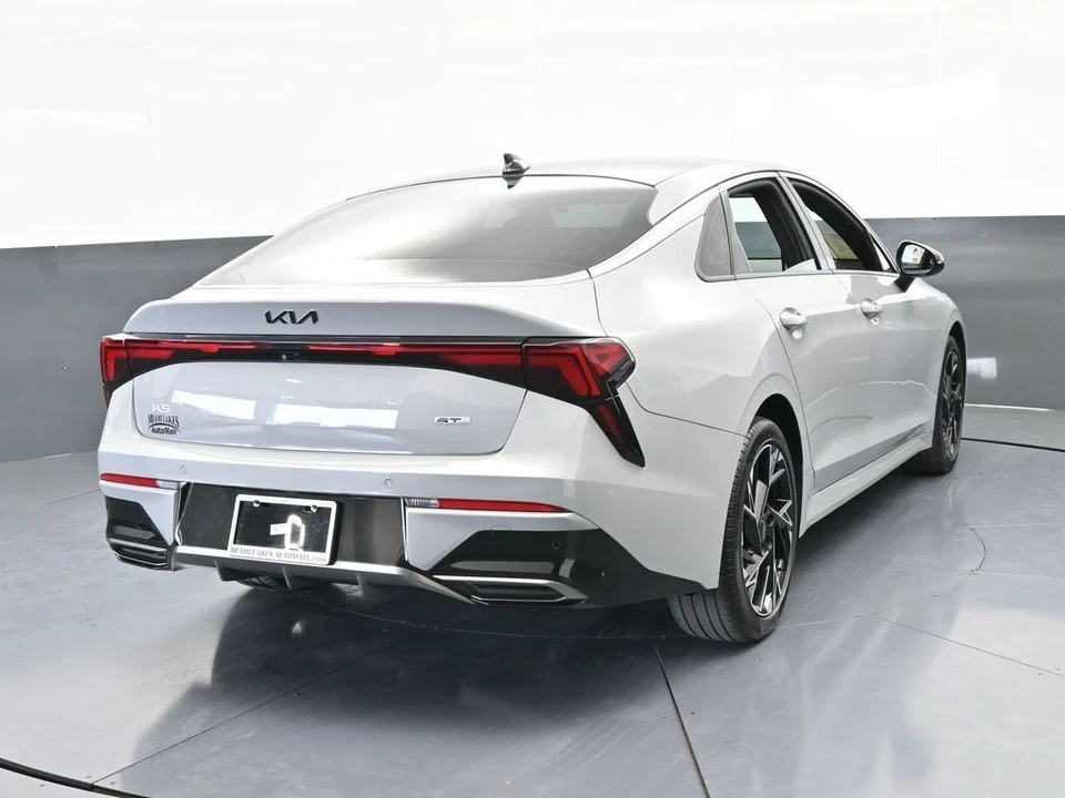 2025 Kia Optima/K5 - Image 5 of 12