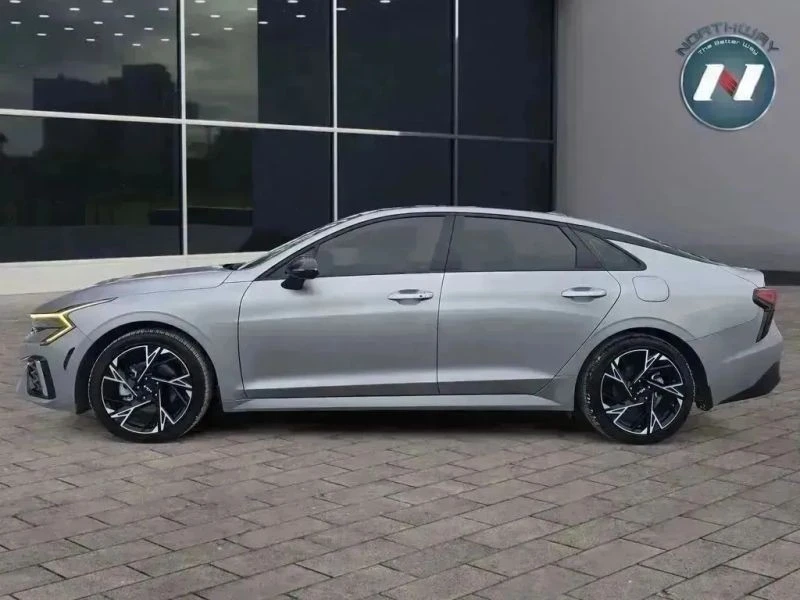 2025 Kia Optima/K5 - Image 2 of 12