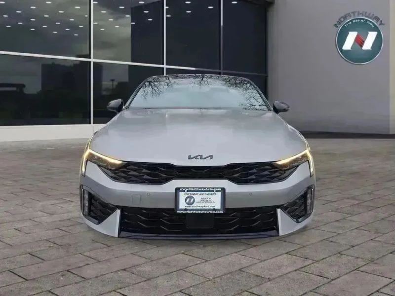 2025 Kia Optima/K5 - Image 8 of 12
