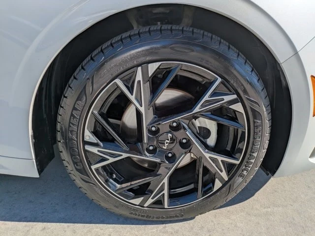 2025 Kia Optima/K5 - Image 9 of 21