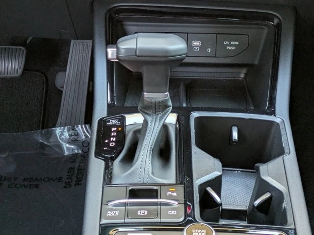 2025 Kia Optima/K5 - Image 15 of 21
