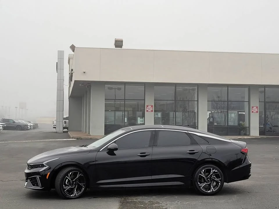 2025 Kia Optima/K5 - Image 5 of 10
