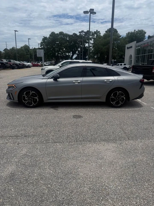 2025 Kia Optima/K5 - Image 8 of 20
