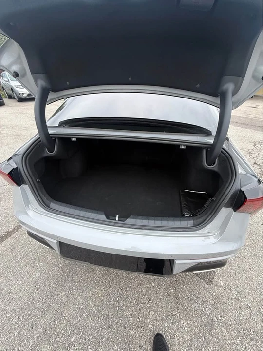 2025 Kia Optima/K5 - Image 17 of 17