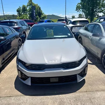 2025 Kia K5 GT Sedan 4D