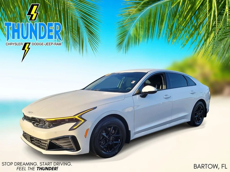 2025 Kia Optima/K5 - Image 2 of 12