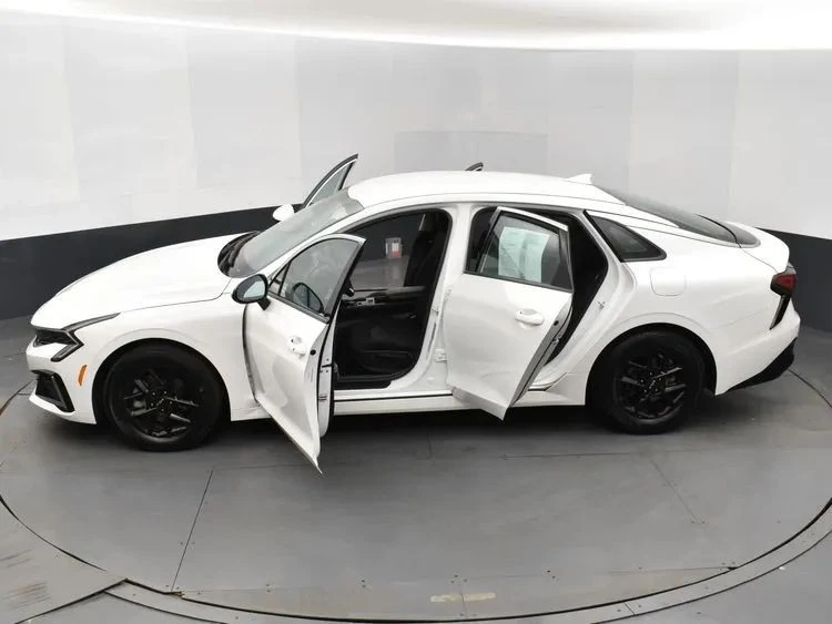 2025 Kia Optima/K5 - Image 7 of 12