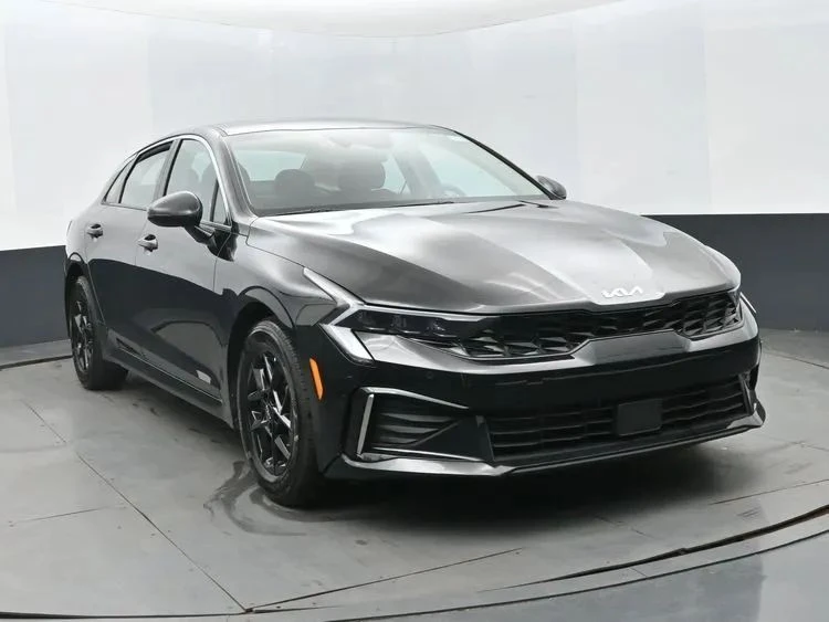 2025 Kia Optima/K5 - Image 2 of 12