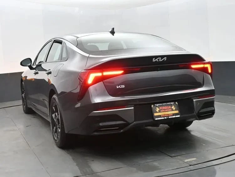 2025 Kia Optima/K5 - Image 9 of 12