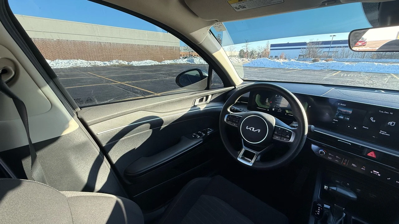 2025 Kia Optima/K5 - Image 12 of 21