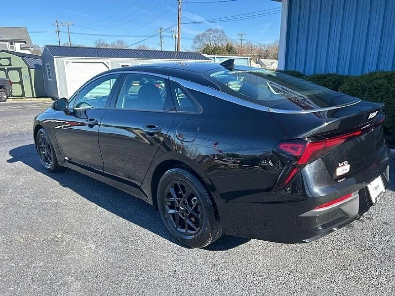 2025 Kia Optima/K5 - Image 4 of 12