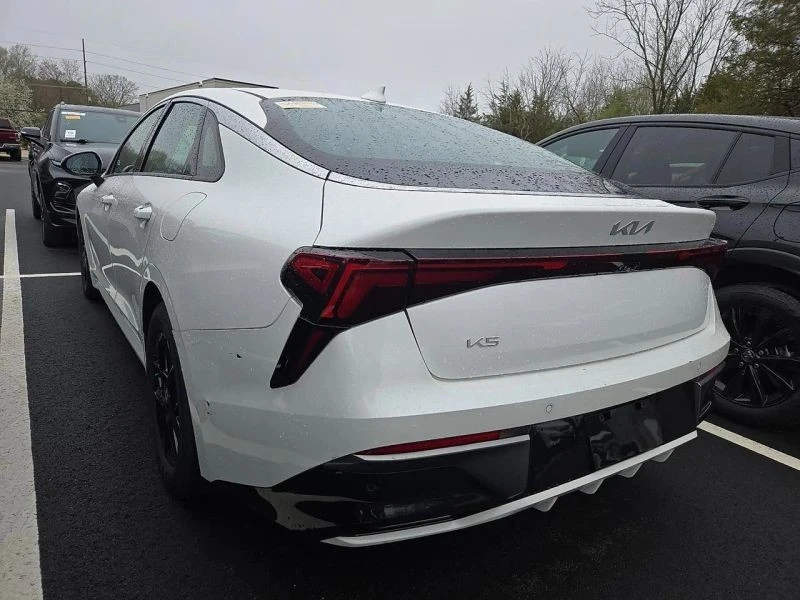 2025 Kia Optima/K5 - Image 3 of 4