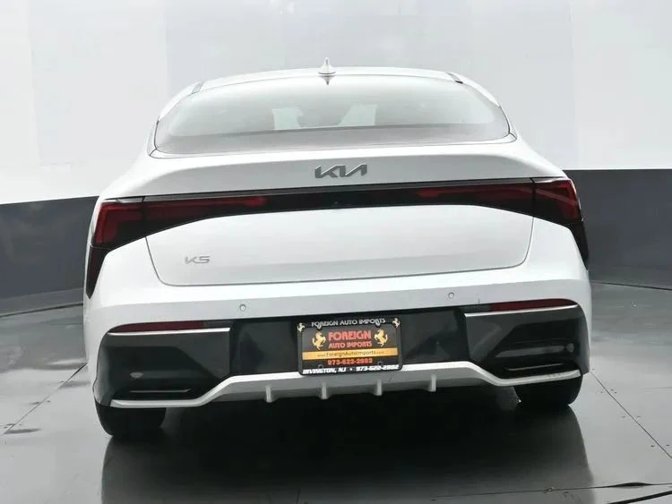 2025 Kia Optima/K5 - Image 8 of 12