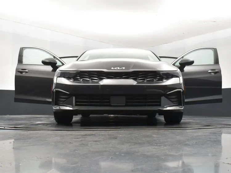2025 Kia Optima/K5 - Image 11 of 12