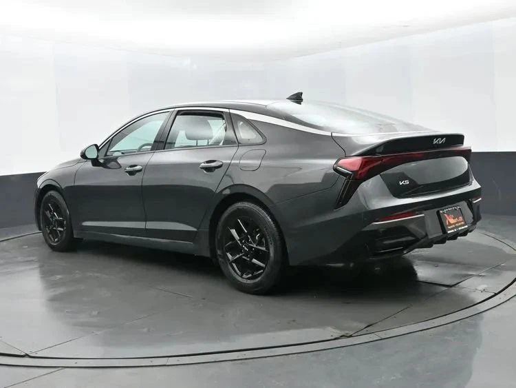 2025 Kia Optima/K5 - Image 9 of 12