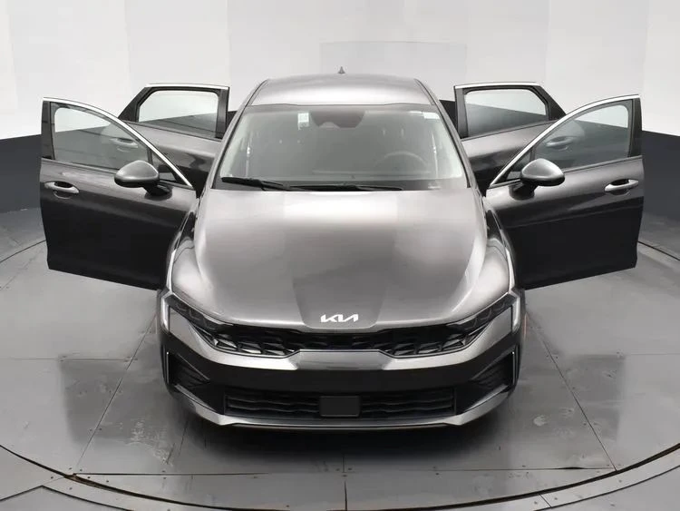 2025 Kia Optima/K5 - Image 10 of 12