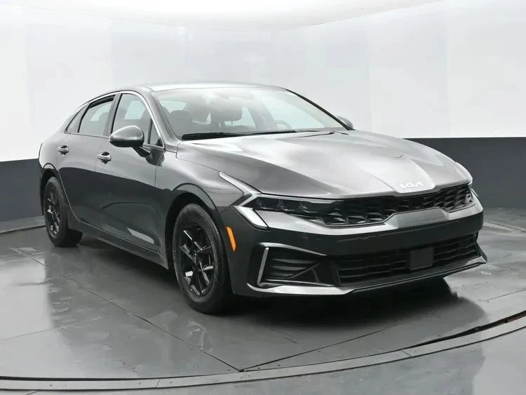 2025 Kia Optima/K5 - Image 2 of 12