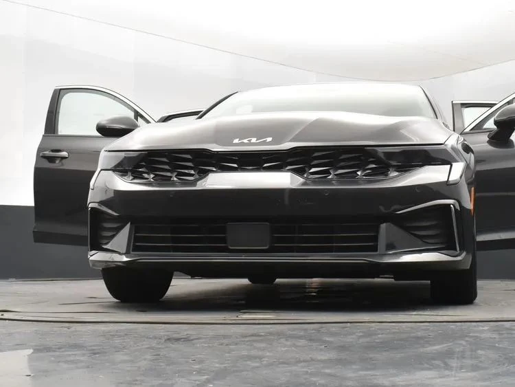 2025 Kia Optima/K5 - Image 11 of 12