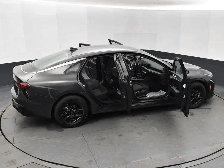 2025 Kia Optima/K5 - Image 6 of 12
