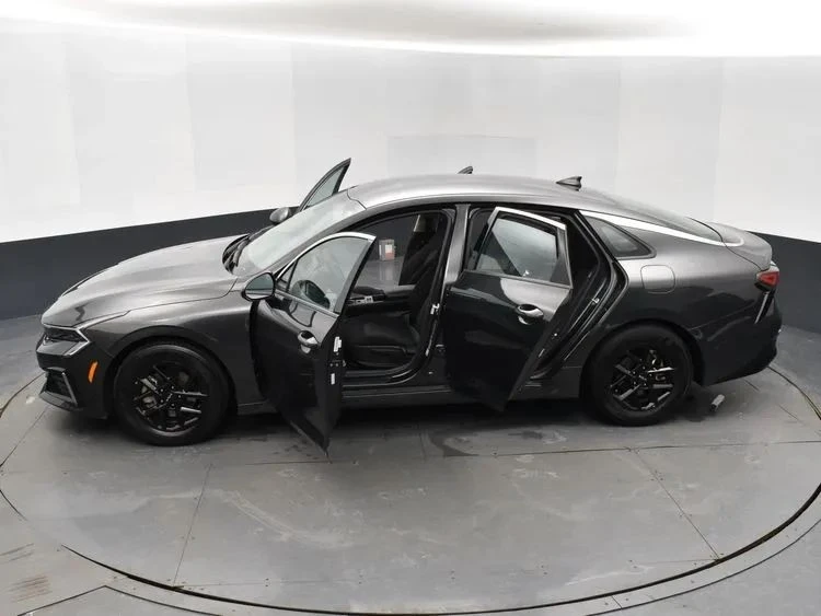 2025 Kia Optima/K5 - Image 7 of 12