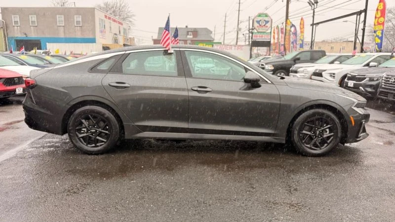 2025 Kia Optima/K5 - Image 11 of 12