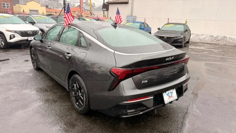 2025 Kia Optima/K5 - Image 7 of 12