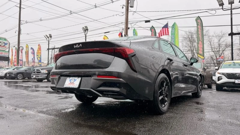 2025 Kia Optima/K5 - Image 9 of 12