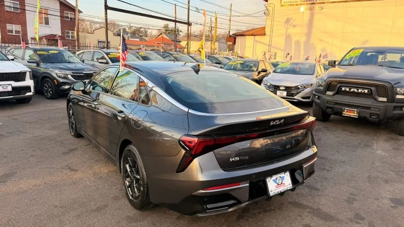 2025 Kia Optima/K5 - Image 5 of 12